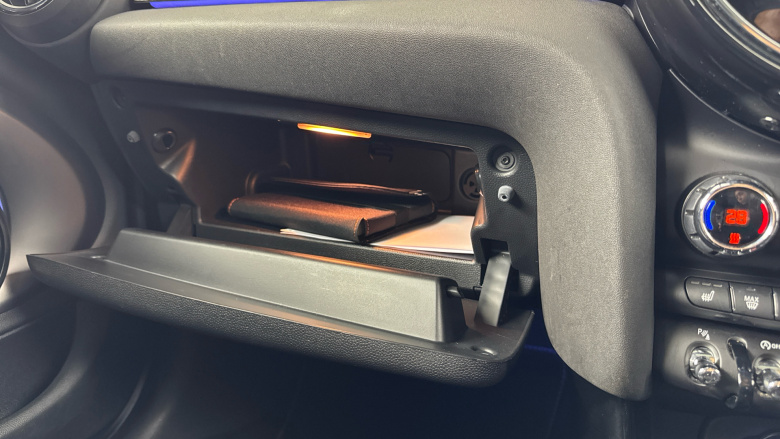 MINI Hatchback 1.5 Cooper Exclusive 5dr Auto Petrol Hatchback